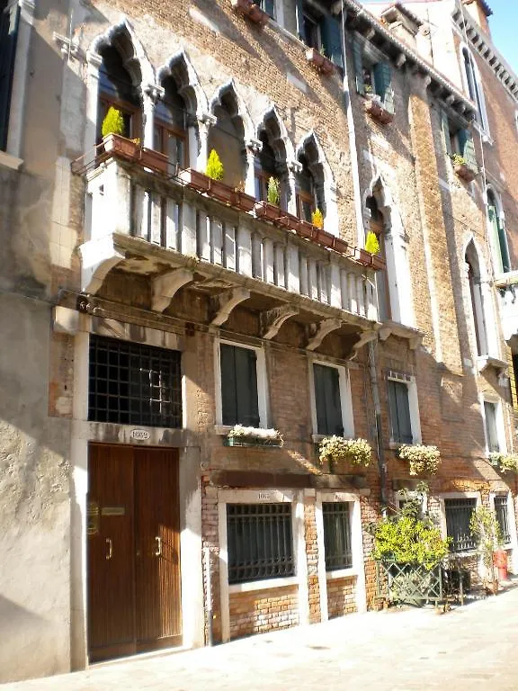 Ca' Cortigiane Suite Benátky Apartmán